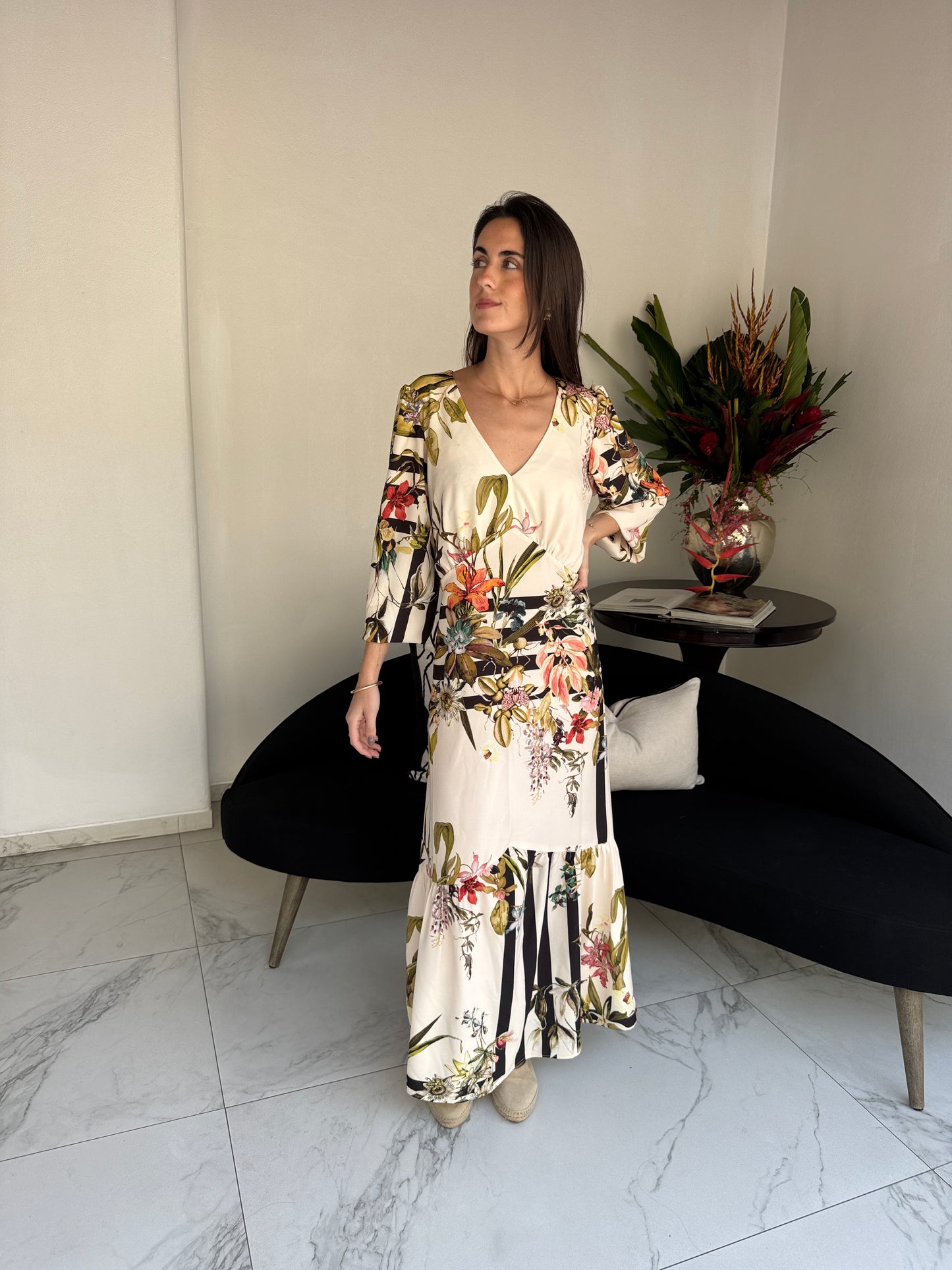 Vestido Sofía Blanco floreado - Edición Limitada